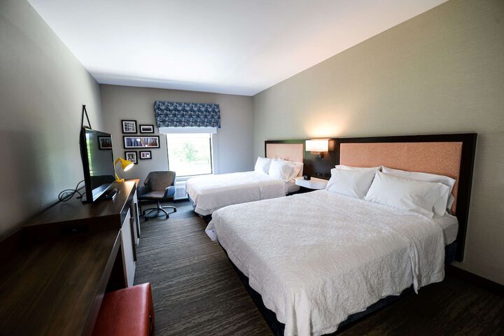 Room 44 of 68