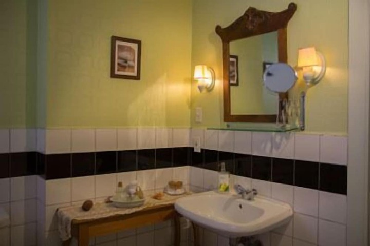 Room 20 of 24