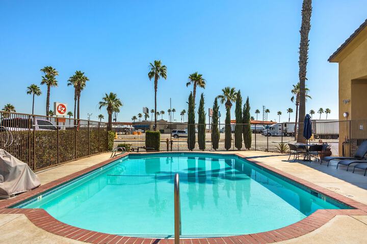 Pool 3 of 26