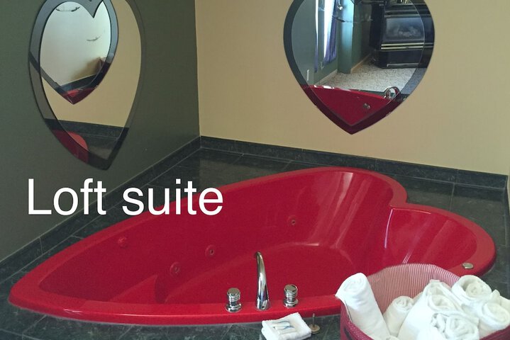 Hot Tub 61 of 75