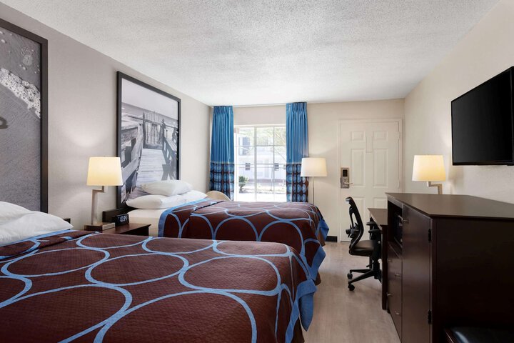 Room 22 of 54