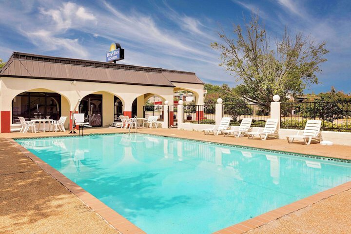 Pool 3 of 19