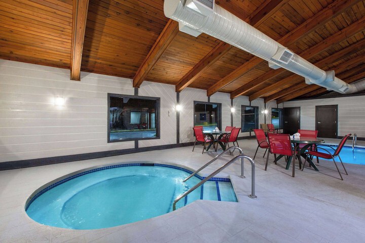 Pool 6 of 46