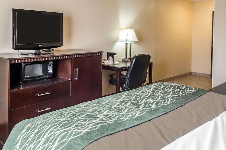 Room 21 of 32