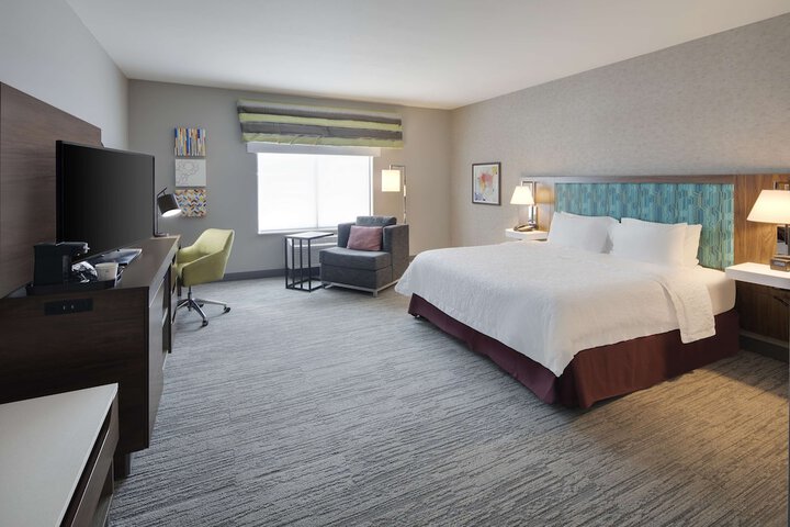 Room 21 of 34
