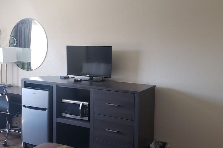 Super 8 by Wyndham Goodyear / Phoenix Area