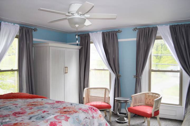 Room 15 of 42