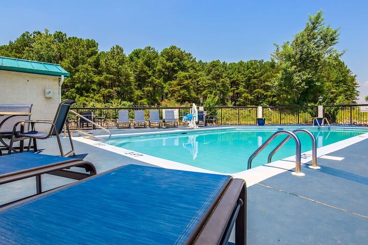Pool 3 of 44