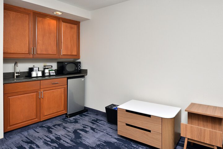 Room 20 of 49
