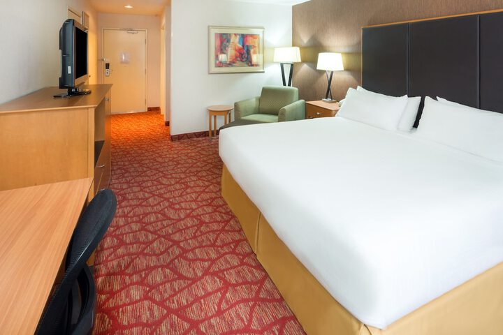 Room 29 of 42