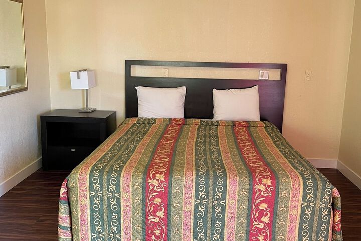 Cloud 9 Motel