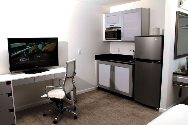 Room 36 of 54