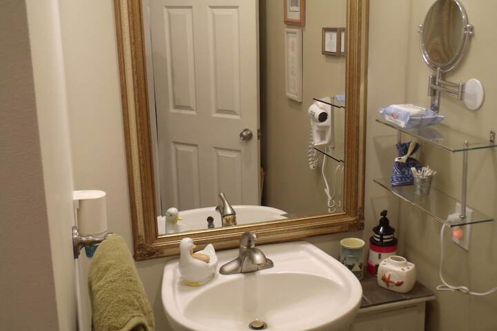 Room 19 of 34