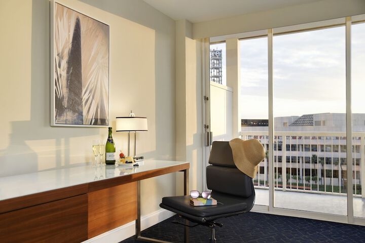 Hotel Tampa Riverwalk
