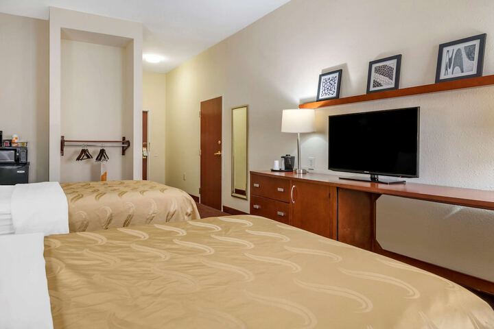 Room 30 of 58