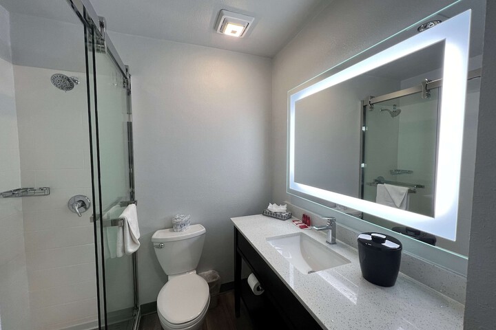 Room 17 of 20