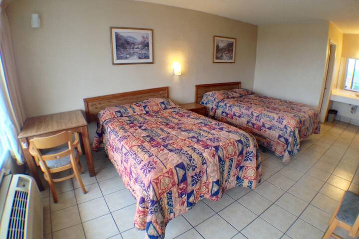Room 33 of 50