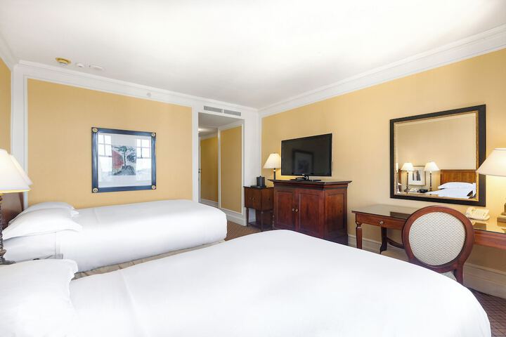 Room 124 of 207
