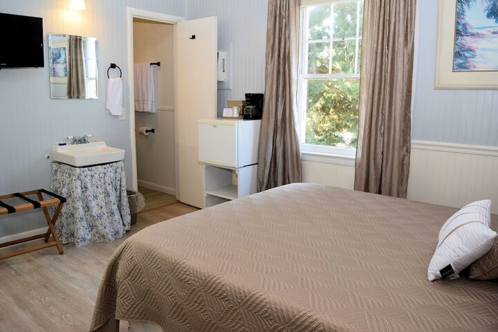 Room 294 of 309
