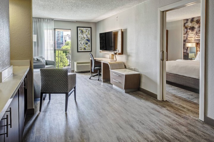 Room 19 of 50