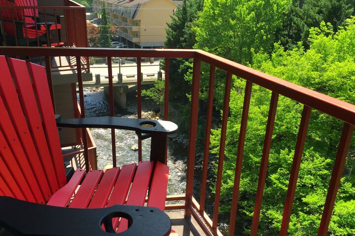 Baymont by Wyndham Gatlinburg on the River
