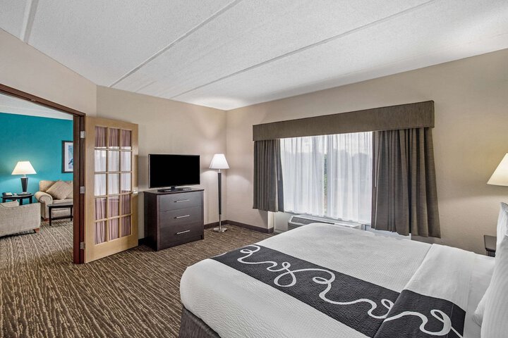 Room 21 of 36