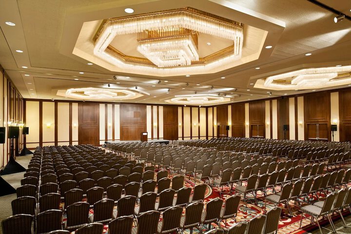 DoubleTree by Hilton Stamford