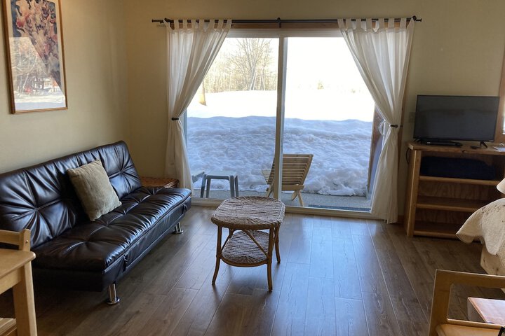 Room 104 of 210