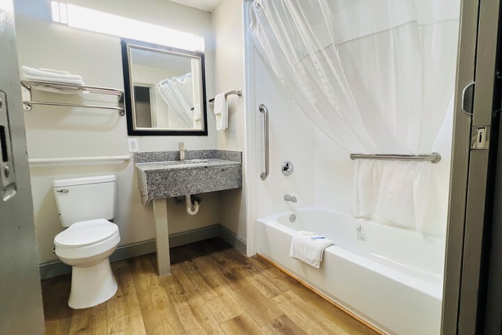 Rosewood Inn by OYO Union City I-69