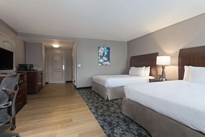 Room 15 of 32