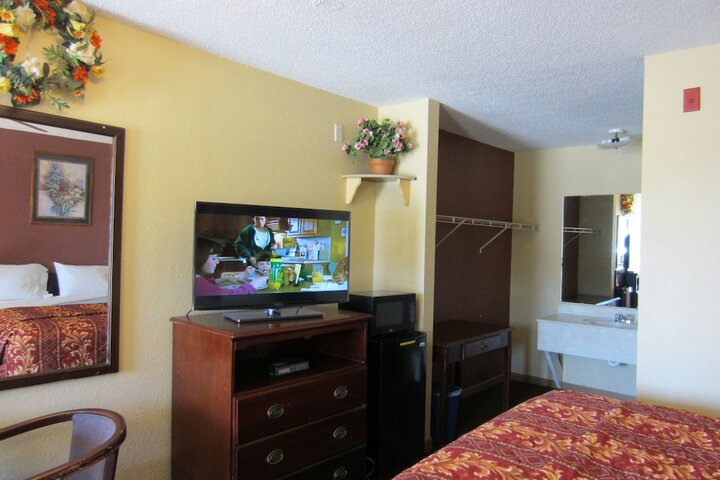 Room 15 of 45