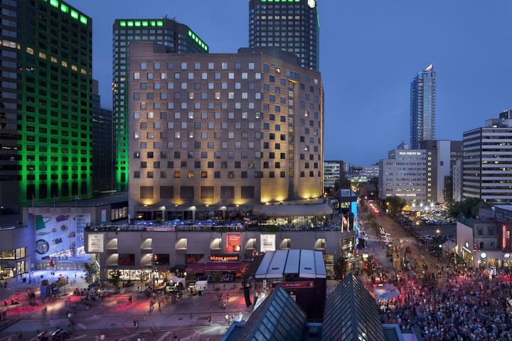 DoubleTree by Hilton Montreal