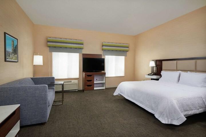 Room 15 of 25