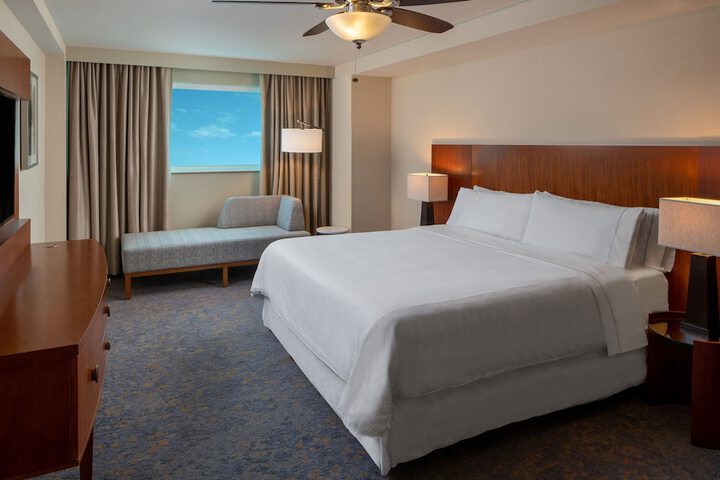 Room 42 of 122