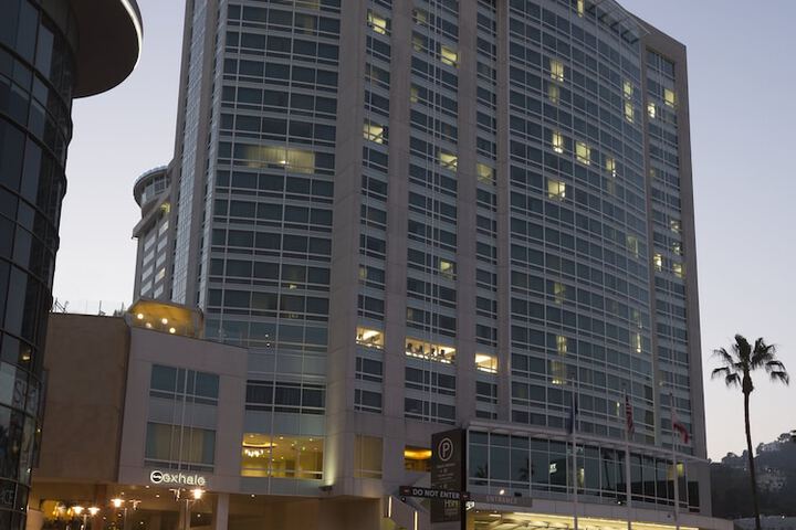 Loews Hollywood Hotel