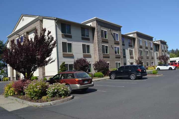 Holiday Inn Express & Suites Hood River by IHG
