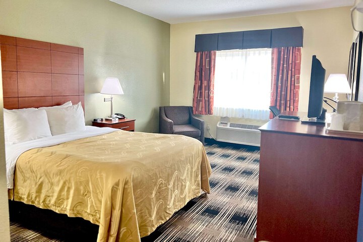 Room 41 of 72