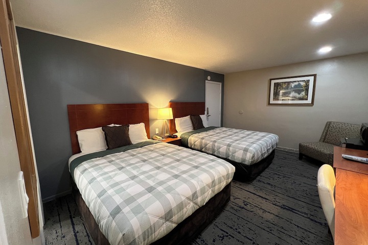 Room 5 of 24