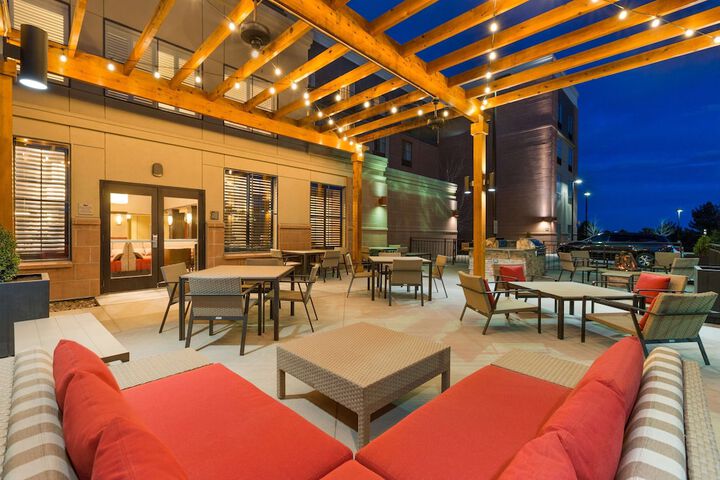 Terrace/Patio 46 of 48