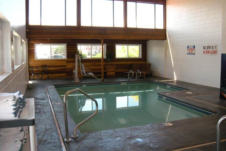 Pool 10 of 55