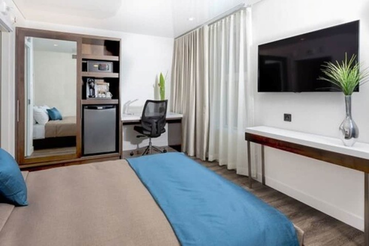 Room 46 of 67
