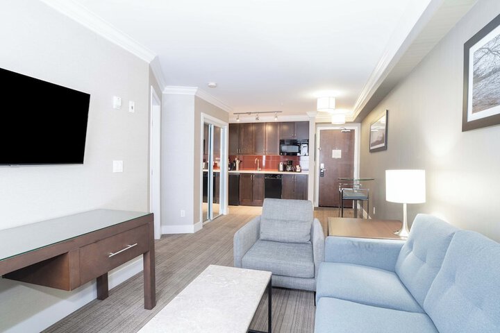Room 15 of 32