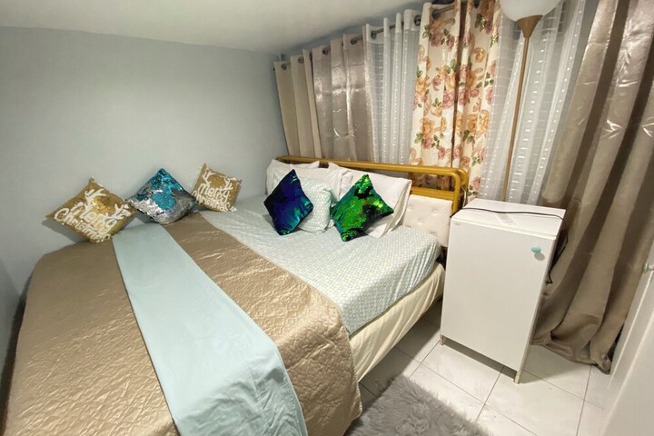 Nice 2 bedroom Apt With Patio