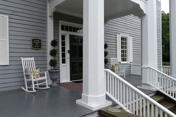 The Elizabethtown Inn