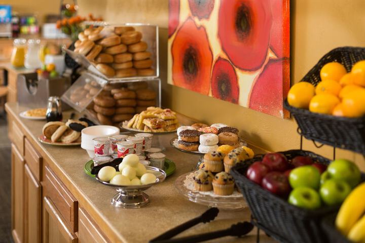 Breakfast/Coffee Service 48 of 76