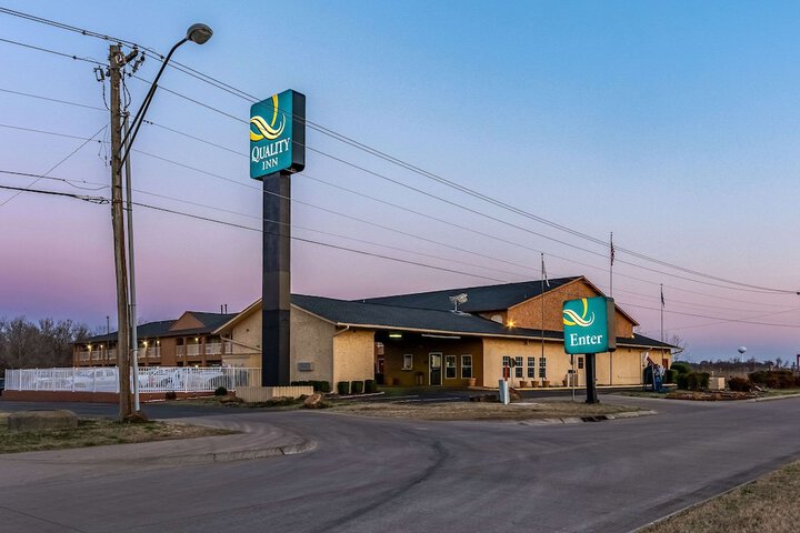 Quality Inn Glenpool - Tulsa