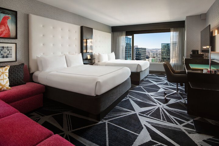Room 40 of 109