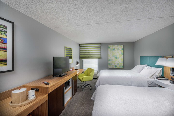 Room 10 of 26