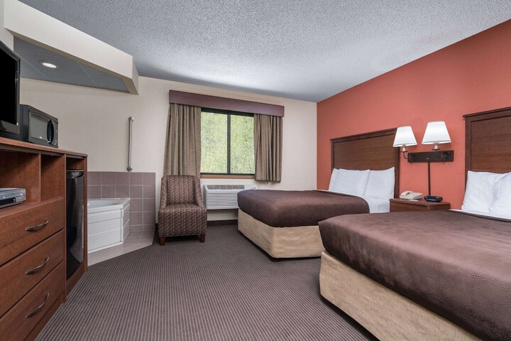 Room 18 of 24