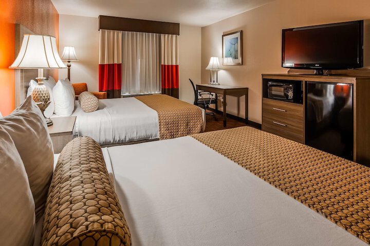 Best Western Plus Memorial Inn & Suites